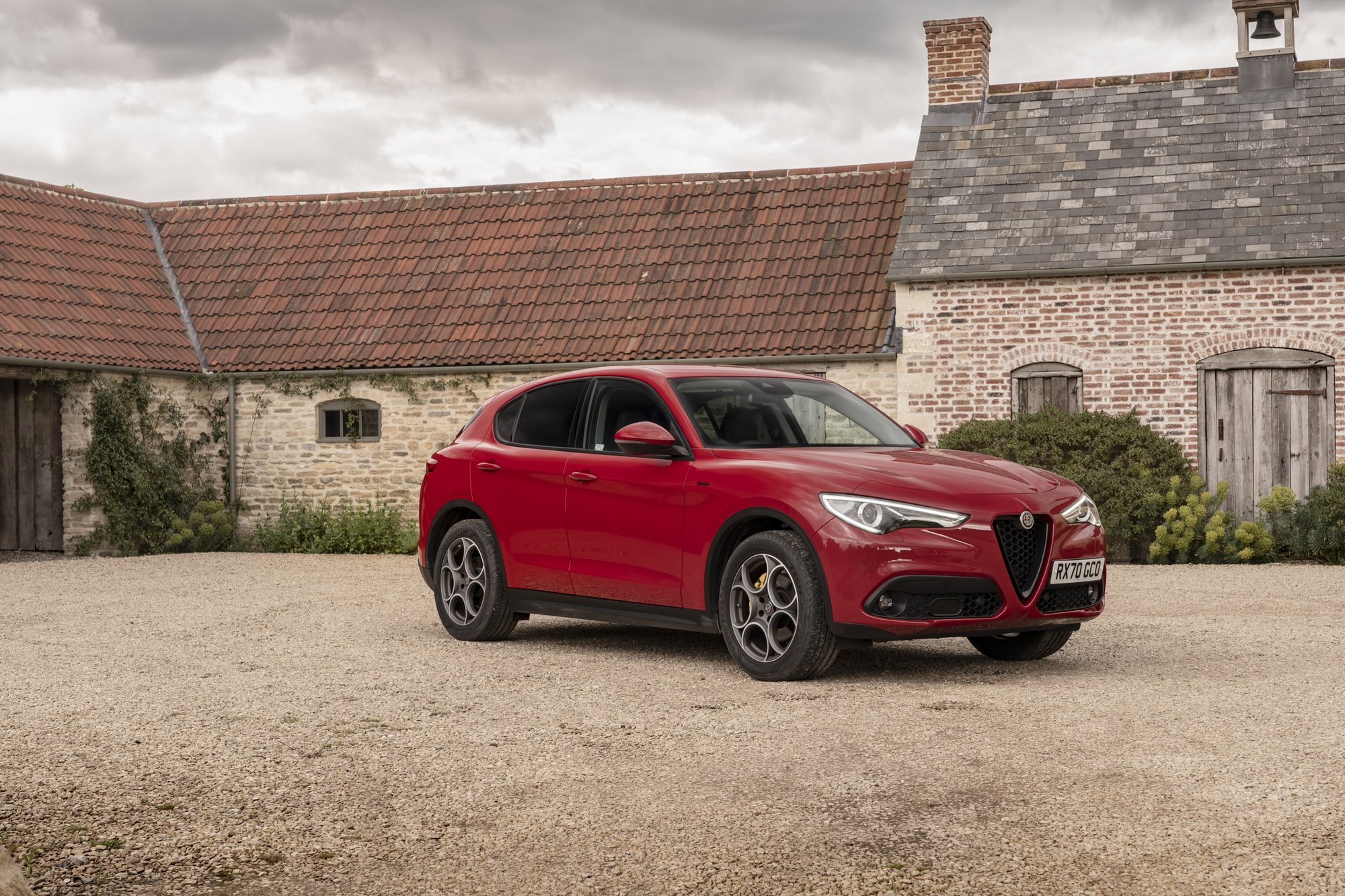 Alfa Romeo Stelvio 01