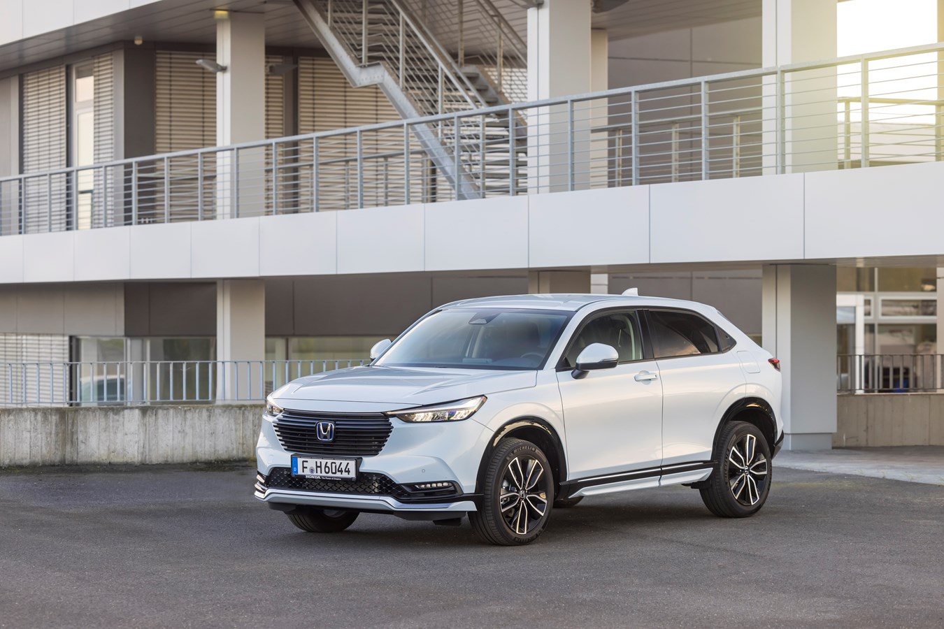 348234_2021_Honda_HR-V_e_HEV