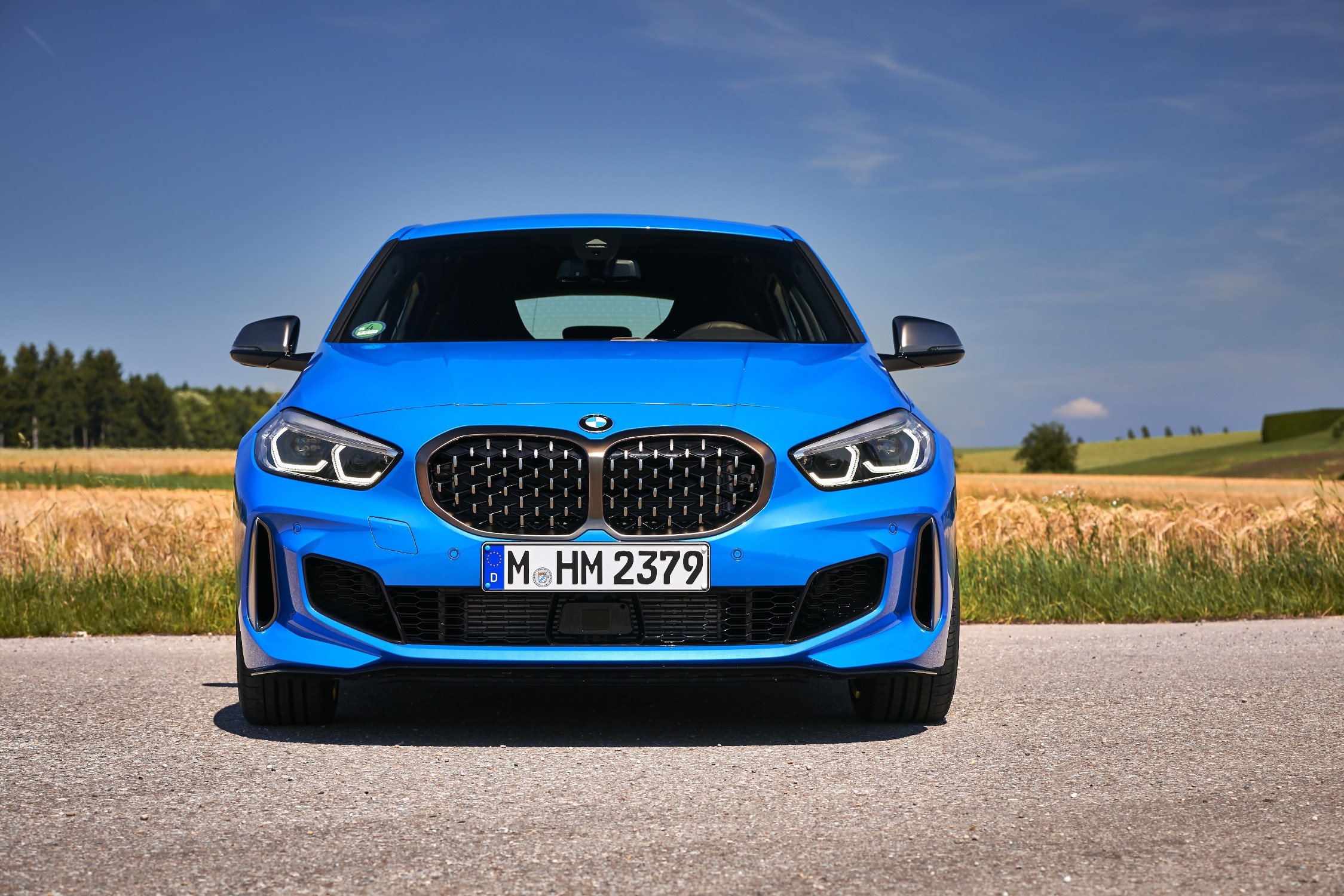 Front BMW 118i